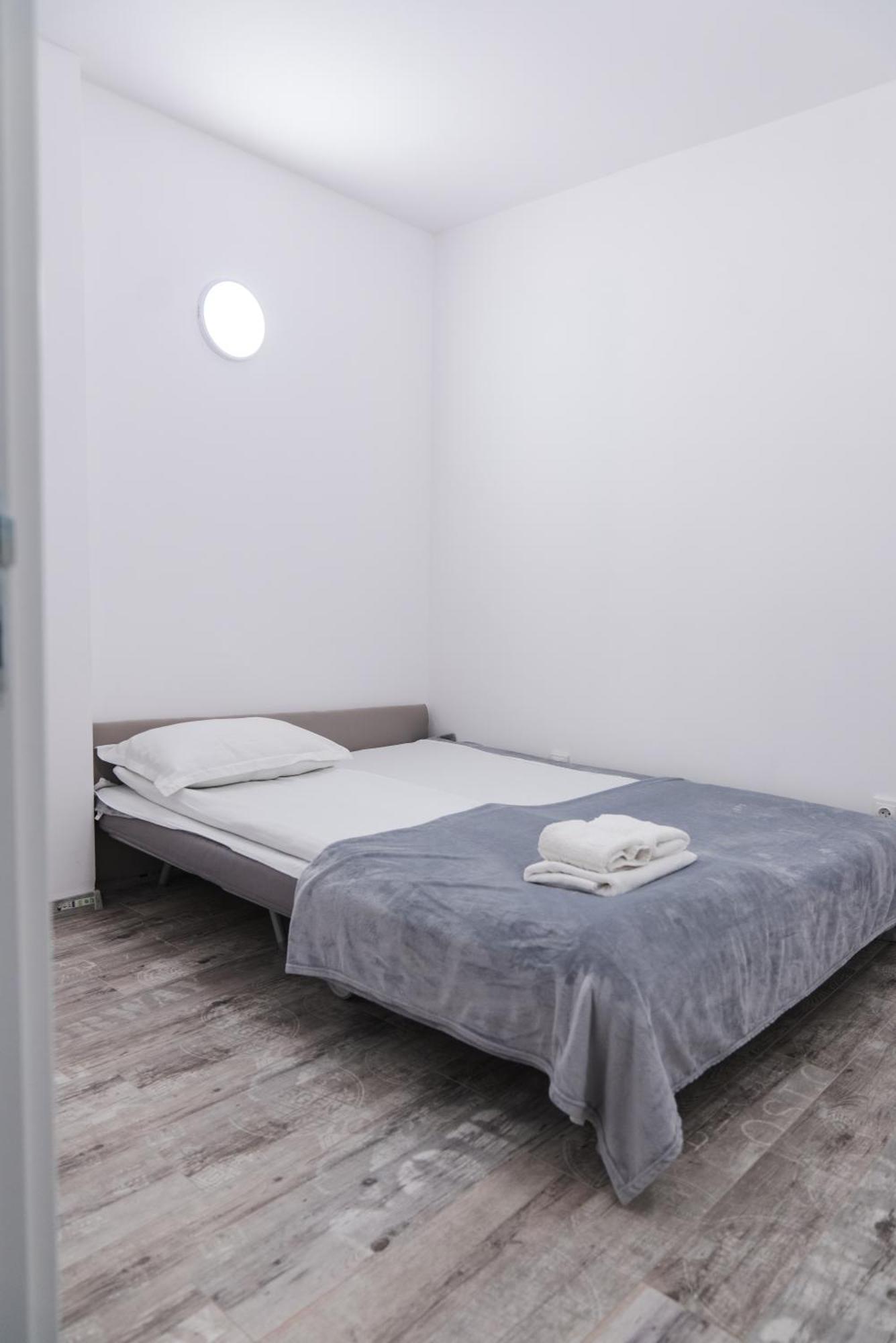 Myda Hotel Apahida ภายนอก รูปภาพ